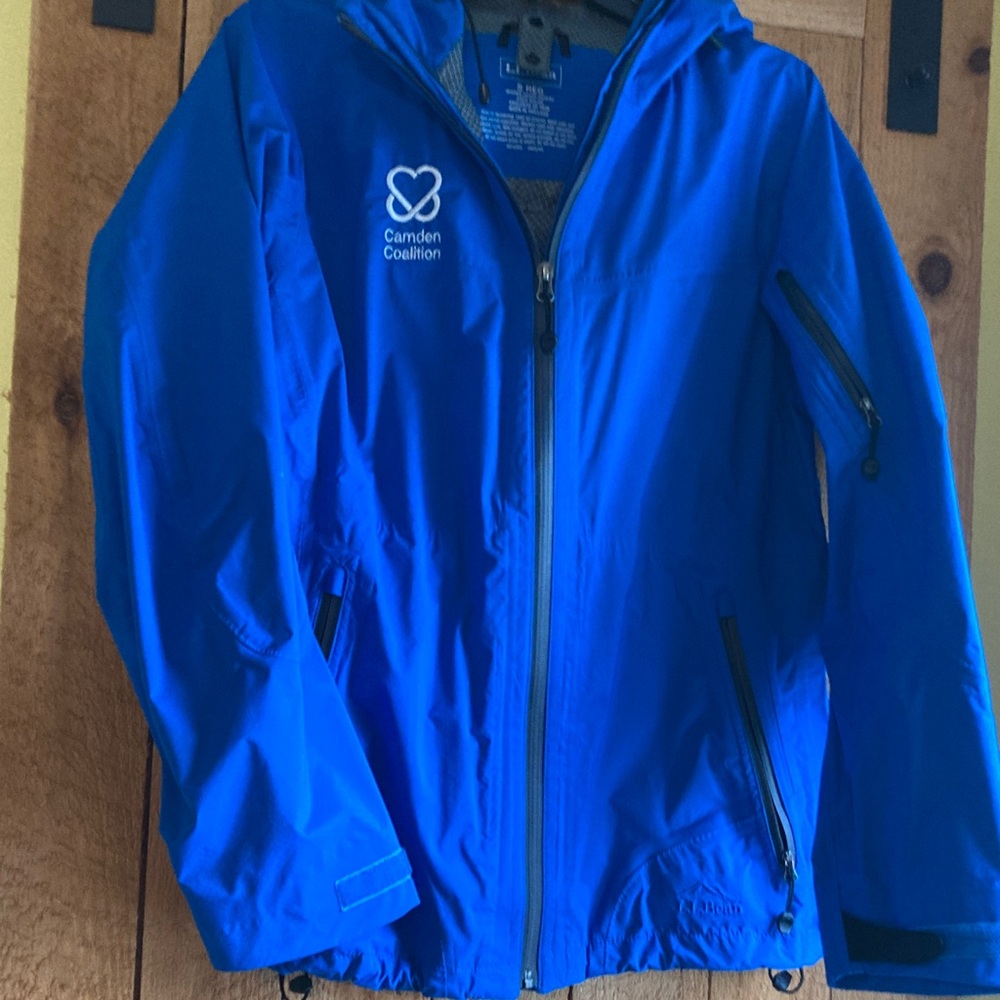 L.L. Bean Women’s Raincoat, size S